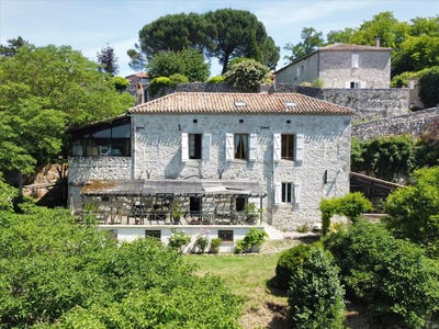 /international/fr/nerac-aquitaine-310108763656/