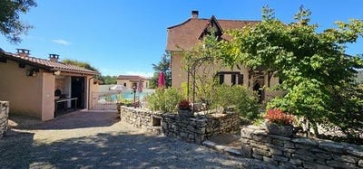 /international/fr/salvagnac-cajarc-midi-pyrenees-310106779187/