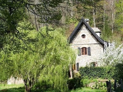 /international/fr/sansac-veinazes-auvergne-310108291472/