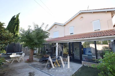 /international/fr/pinet-auvergne-310109150724/