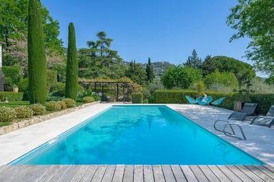 /international/fr/speracedes-provence-alpes-cote-d-azur-310099432113/?lang=zh-cn