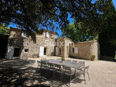 /international/fr/grignan-rhone-310108264238/?lang=th