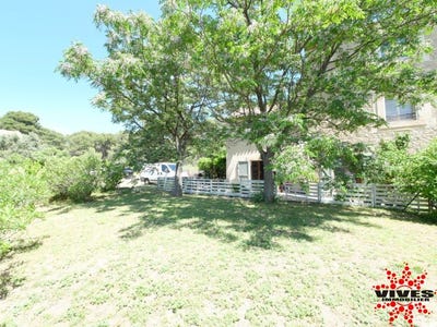 /international/fr/cruzy-languedoc-roussillon-310109642454/