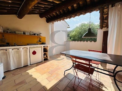 /international/fr/buis-les-baronnies-rhone-310100665509/
