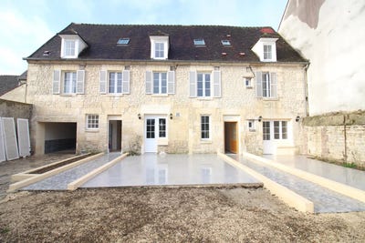 /international/fr/mouy-picardie-310102704688/