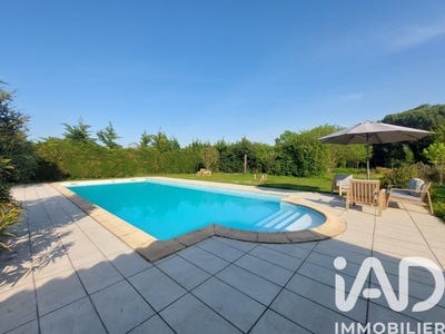 /international/fr/coutras-aquitaine-310107736654/