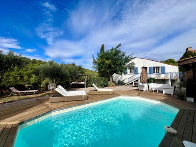 /international/fr/quarante-languedoc-roussillon-310107368438/