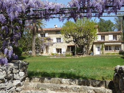/international/fr/fayence-hh-15777836-fayence-provence-alpes-cote-d-azur-310100959267/