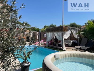 /international/fr/lunel-viel-languedoc-roussillon-310108376204/