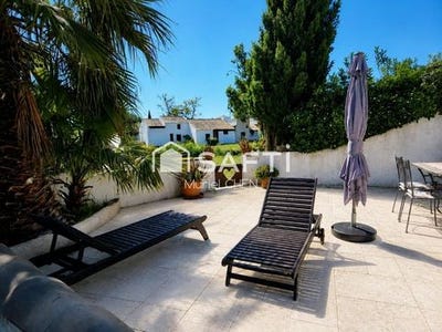 /international/fr/saintes-maries-de-la-mer-provence-alpes-cote-d-azur-310109266989/