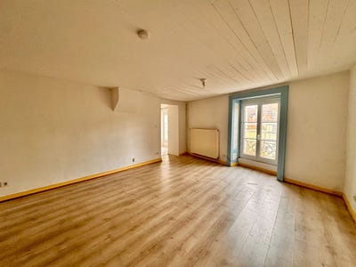 /international/fr/lons-le-saunier-franche-comte-310106625035/