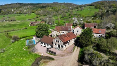/international/fr/autun-burgundy-310109095552/?lang=it