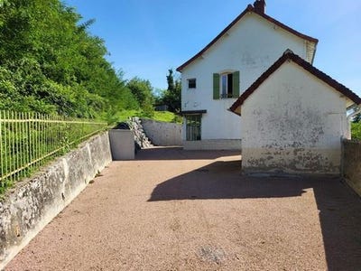/international/fr/la-motte-saint-jean-burgundy-310103802593/?lang=it