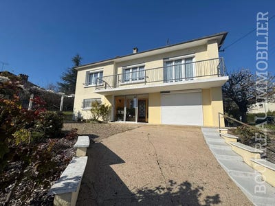 /international/fr/joigny-burgundy-310107275569/