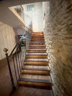 /international/fr/saint-gilles-burgundy-310098892072/?lang=zh-tw