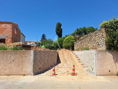 /international/fr/bezouce-languedoc-roussillon-310108402044/