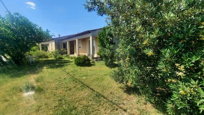 /international/fr/saint-hippolyte-du-fort-languedoc-roussillon-310108406120/