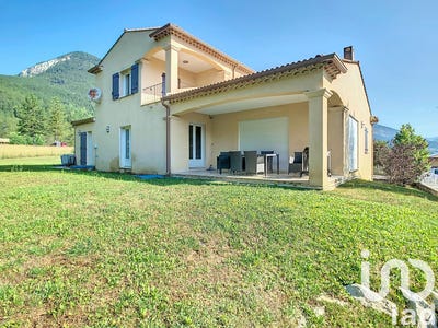 /international/fr/saint-andre-les-alpes-provence-alpes-cote-d-azur-310100884438/