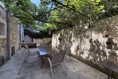 /international/fr/bargemon-provence-alpes-cote-d-azur-310100285211/