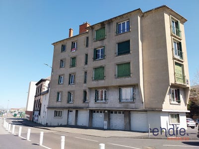 /international/fr/clermont-ferrand-auvergne-310098608404/