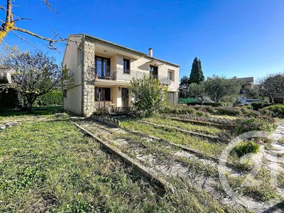 /international/fr/laudun-l-ardoise-languedoc-roussillon-310107566307/