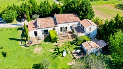 /international/fr/brignoles-provence-alpes-cote-d-azur-310107971598/