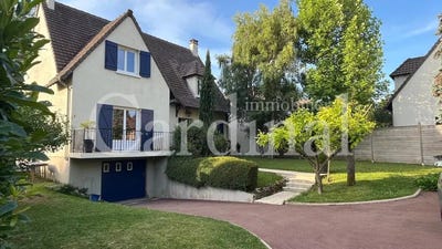/international/fr/noisy-le-roi-ile-de-france-310099620574/