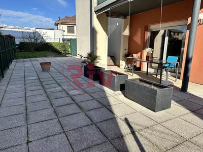 /international/fr/les-roches-de-condrieu-rhone-310107647639/