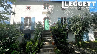/international/fr/quillan-languedoc-roussillon-310108371060/