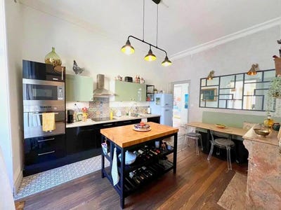 /international/fr/carcassonne-languedoc-roussillon-310100609758/