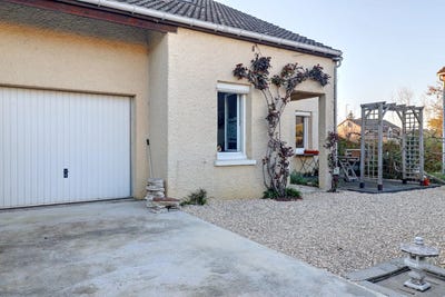 /international/fr/anet-centre-val-de-loire-310108315848/