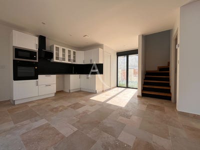/international/fr/lauraguel-languedoc-roussillon-310107702909/