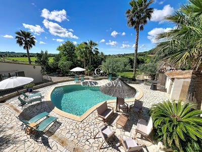 /international/fr/pezenas-languedoc-roussillon-310109175848/?lang=de