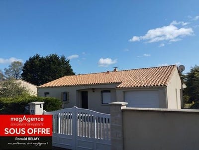 /international/fr/beaulieu-sous-la-roche-pays-de-la-loire-310105304761/