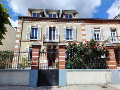 /international/fr/saint-pierre-les-nemours-ile-de-france-310108103055/