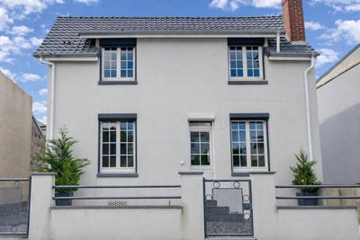 /international/fr/saint-etienne-du-rouvray-upper-normandy-310108487416/