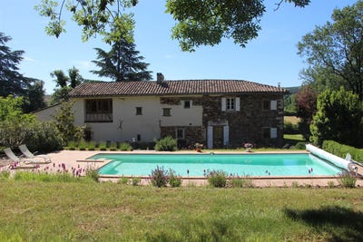 /international/fr/castelnau-de-montmiral-midi-pyrenees-310108793577/