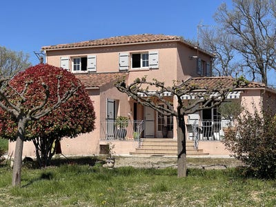 /international/fr/saint-hilaire-de-brethmas-languedoc-roussillon-310108994584/