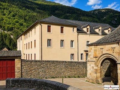 /international/fr/quezac-languedoc-roussillon-310108995267/