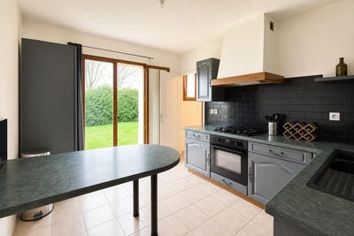 /international/fr/ardelles-centre-val-de-loire-310107967054/