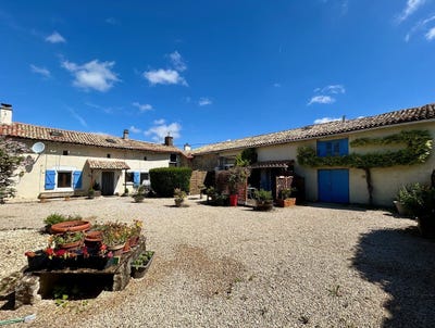 /international/fr/messe-charente-310109020329/