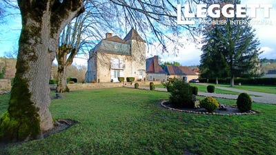 /international/fr/saint-crepin-d-auberoche-aquitaine-310105251965/