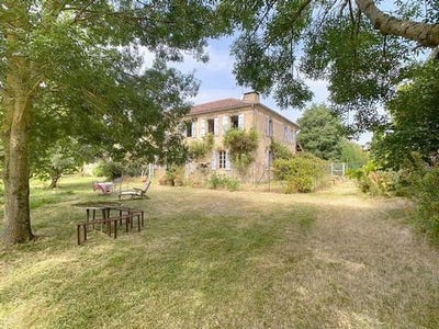 /international/fr/auch-midi-pyrenees-310101379596/