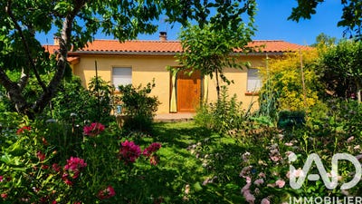 /international/fr/leguevin-midi-pyrenees-310108669088/