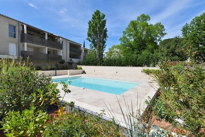 /international/fr/uzes-aquitaine-310107222215/