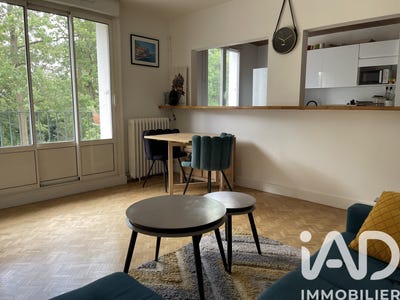 /international/fr/tours-centre-val-de-loire-310108860309/