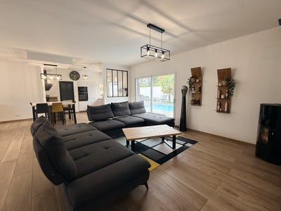 /international/fr/bourges-centre-val-de-loire-310107217888/
