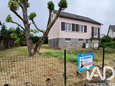 /international/fr/jussac-auvergne-310108563532/