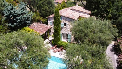 /international/fr/grasse-provence-alpes-cote-d-azur-310108677514/