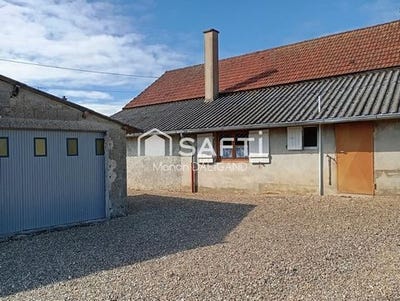 /international/fr/neuvy-grandchamp-burgundy-310108762251/